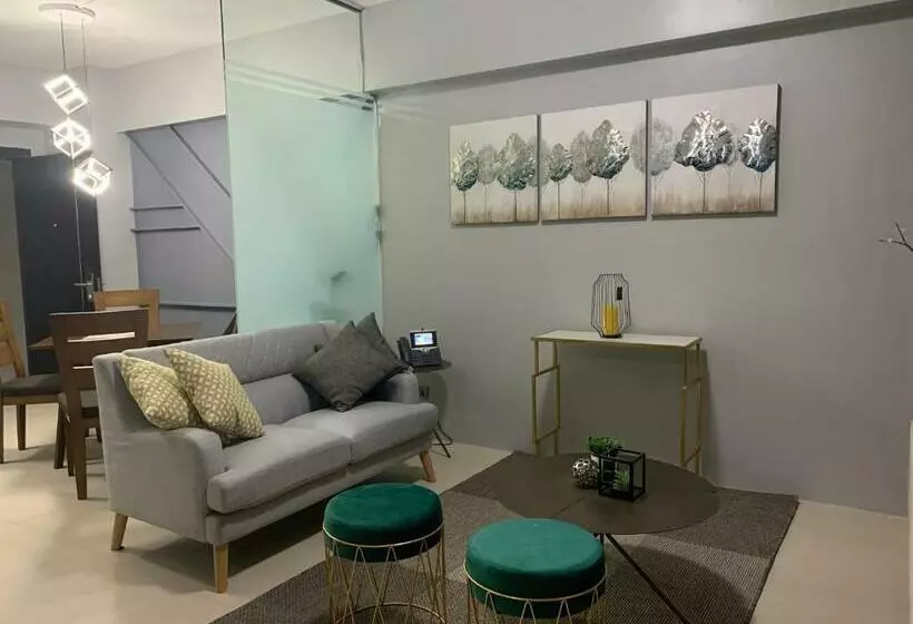 Aeon Suites Staycation Managed By Aria