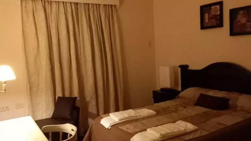 تختخواب و صبحانه Hospedaje Del Paseo