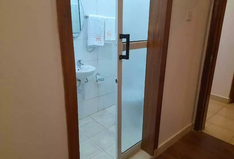 هتل Hellenis Guest House