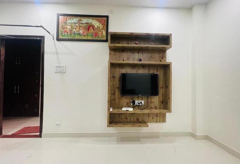 ホテル Raj Palace