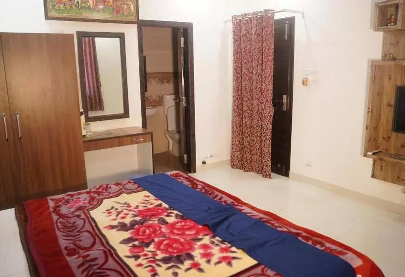 ホテル Raj Palace