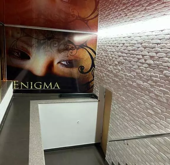Enigma Hostel