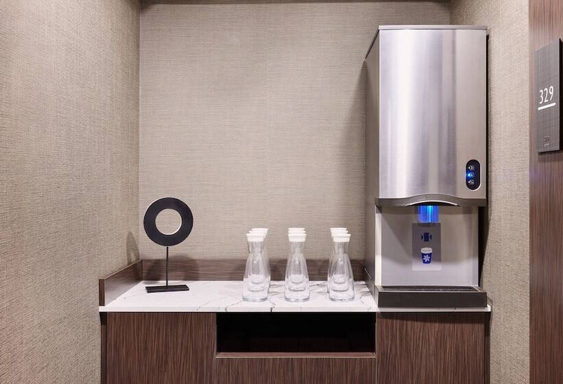 Ac Hotel By Marriott San Diego Downtown Gaslamp Quarter