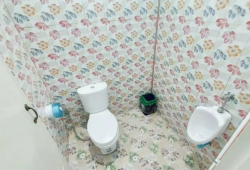 Khao Sok Backpacker Hostel