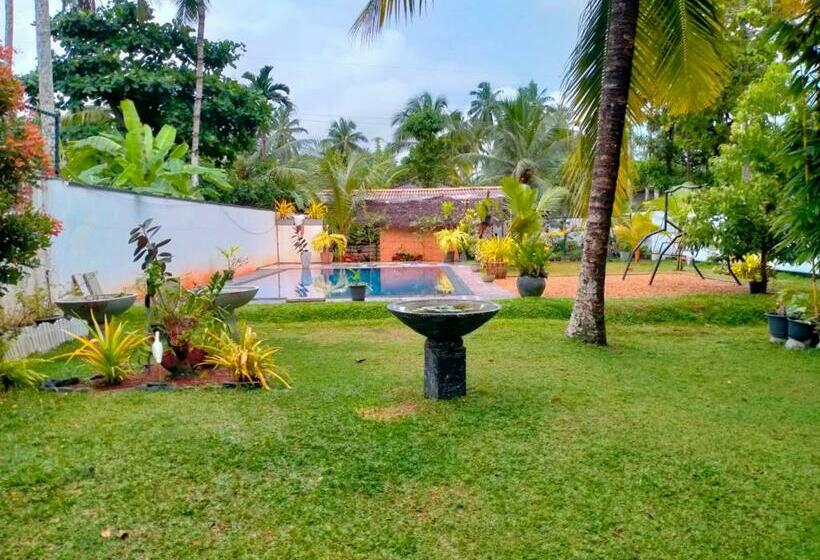 פנסיון Hiru Gedara