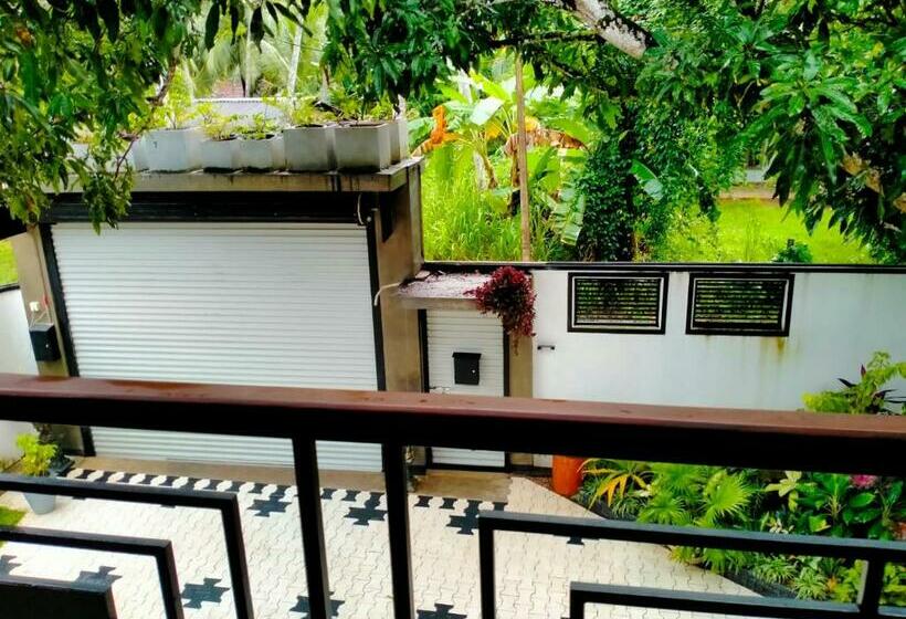 פנסיון Hiru Gedara