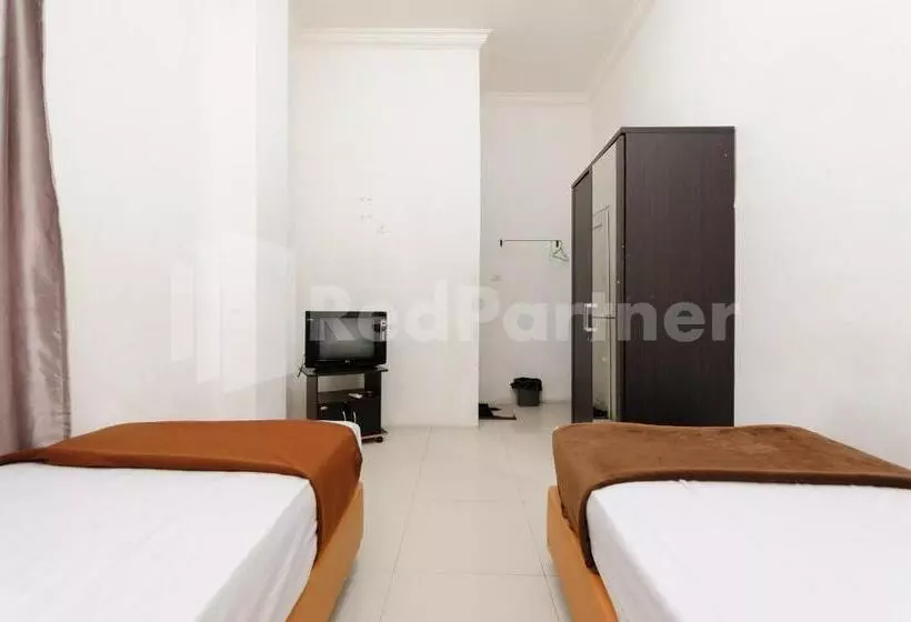 Hotelli Reddoorz At Wisma Nabila Syariah Near Masjid Raya Baiturrahman Banda Aceh