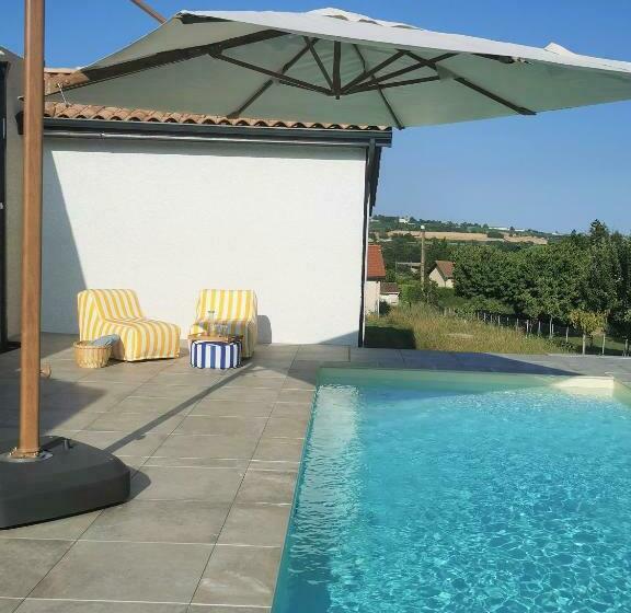 مبيت وإفطار Au Jardin Des Deux Roches