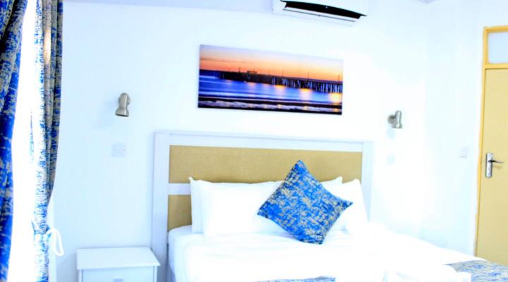 Bed and Breakfast Royal Relax Guest House