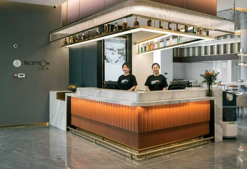 ホテル Atour Light Zhengzhou West Longhai Road Subway Station