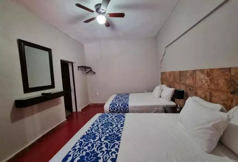 هتل Puerto Morelos Cuernavaca