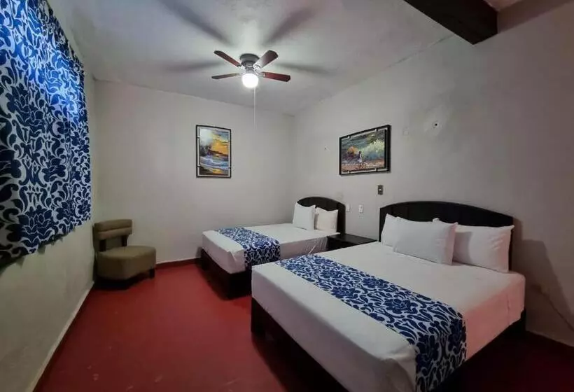 هتل Puerto Morelos Cuernavaca