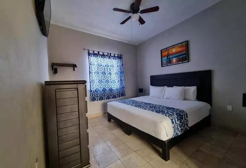 هتل Puerto Morelos Cuernavaca