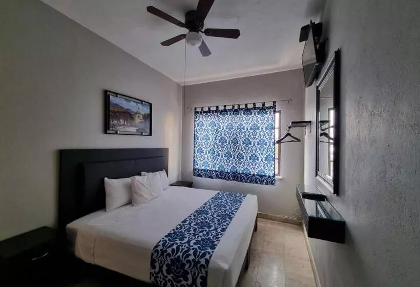 هتل Puerto Morelos Cuernavaca