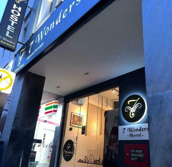 7 Wonders Hostel @ Boat Quay