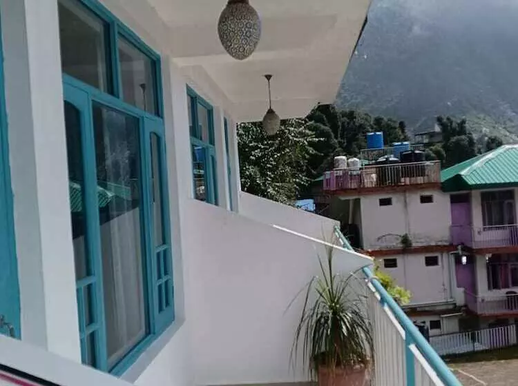 ユースホステル La Siesta India Mcleodganj