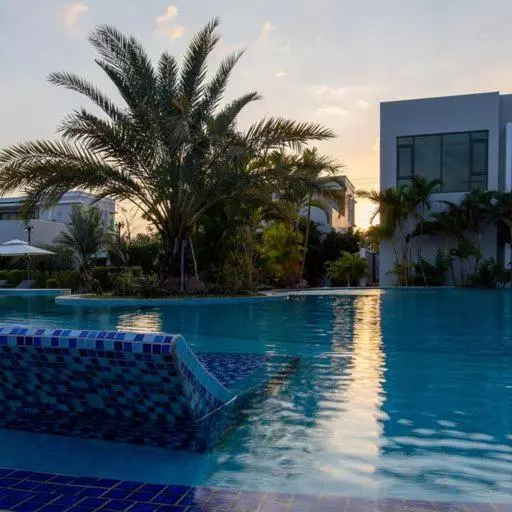 Castle Bayview Resort & Spa