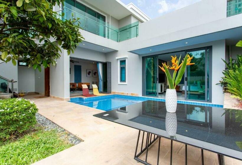 Castle Bayview Resort & Spa