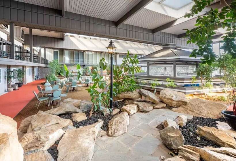 Charming Ensuite Rooms In New Cumberland