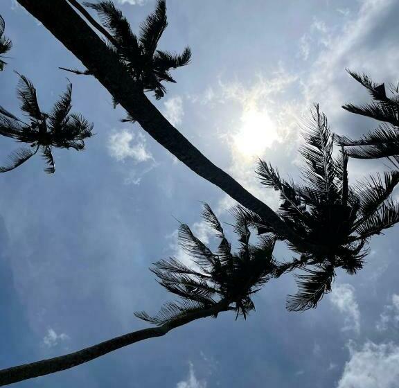 پانسیون Senuri Guest House