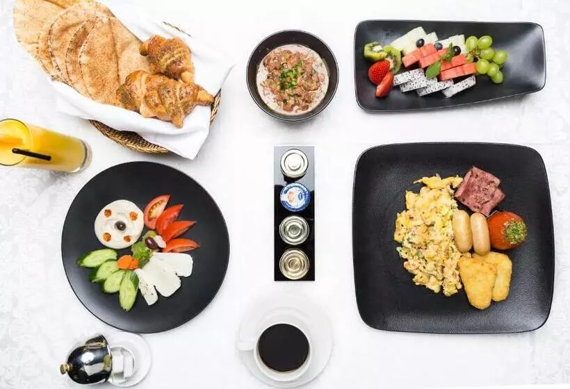 Mercure Dubai Barsha Heights Hotel Suites And Apartments