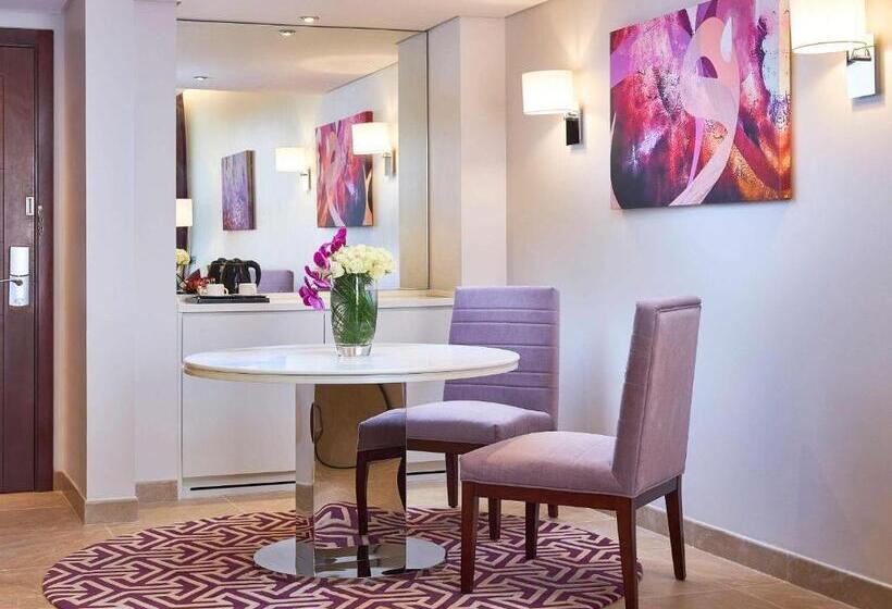 Mercure Dubai Barsha Heights Hotel Suites And Apartments