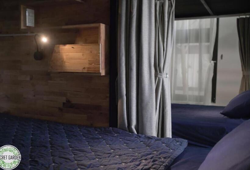 هاستل Secret Garden Cat Ba