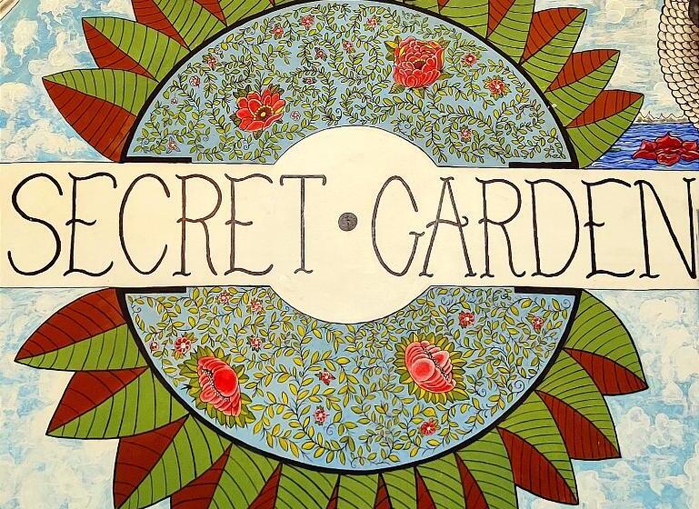 هاستل Secret Garden Cat Ba