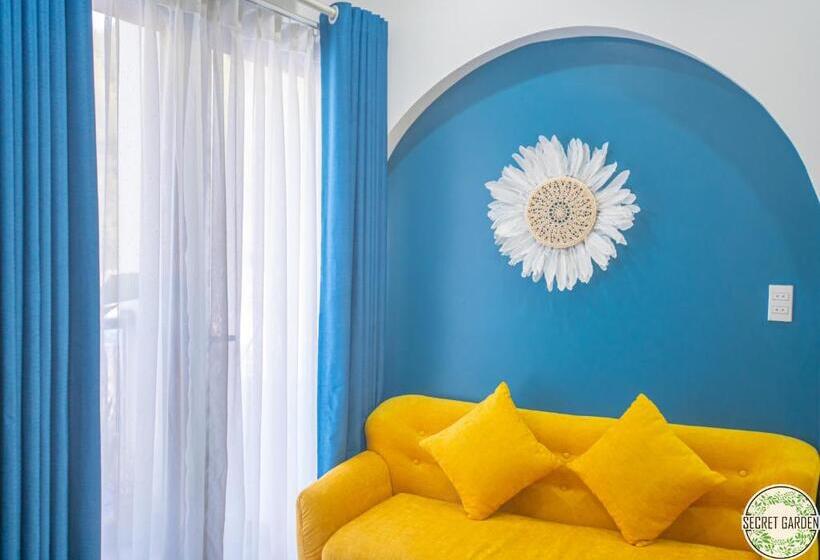 هاستل Secret Garden Cat Ba