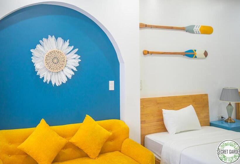 هاستل Secret Garden Cat Ba