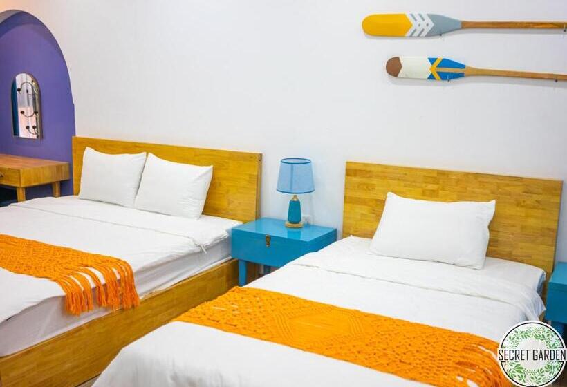 هاستل Secret Garden Cat Ba