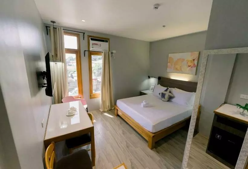 Hotelli Madonna Hometel And Suites New Pandan