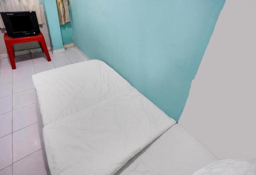 فندق Spot On 91792 Solo Baru 2 Homestay Syariah