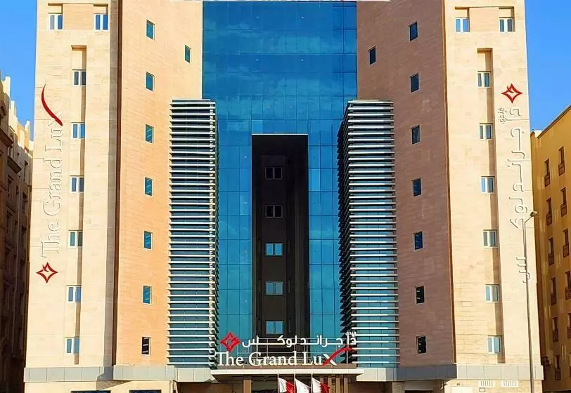 هتل The Grand Lux