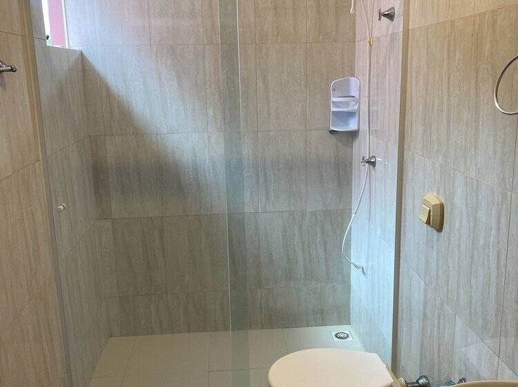 민박 Pousada Rara House