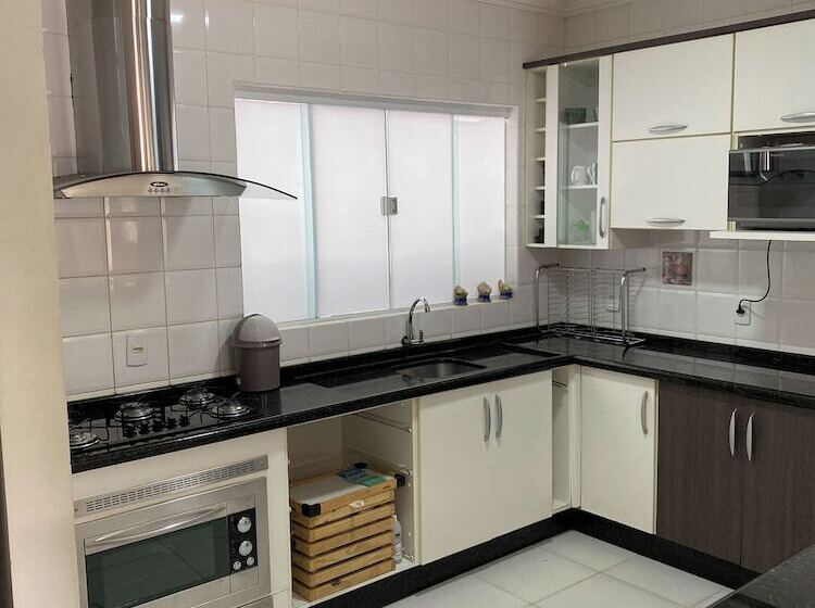 민박 Pousada Rara House