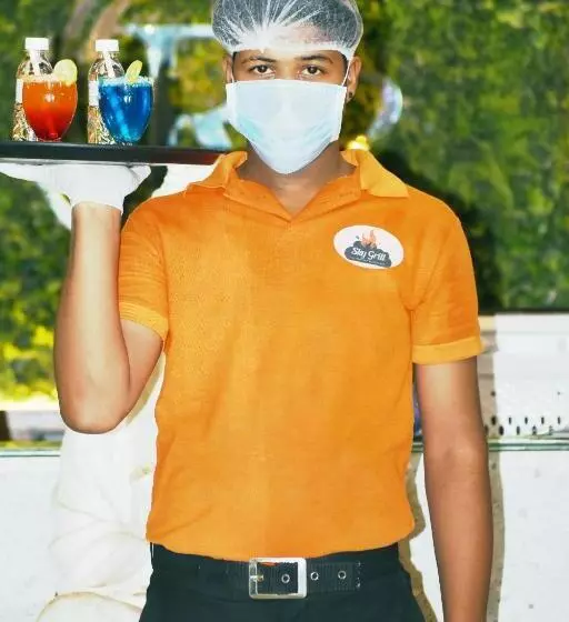 ホテル Radha Residency