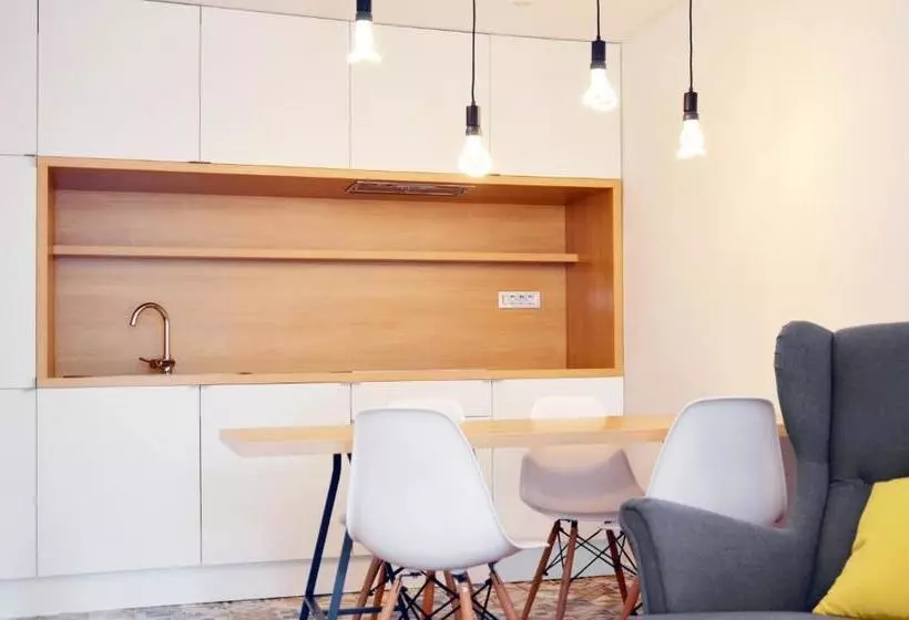 Forgotten Garden Apartments And Rooms