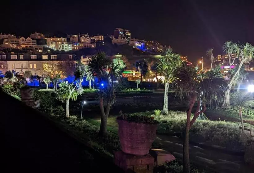 فندق Abingdon House