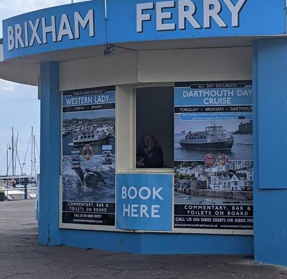 בית מלון כפרי Abingdon House