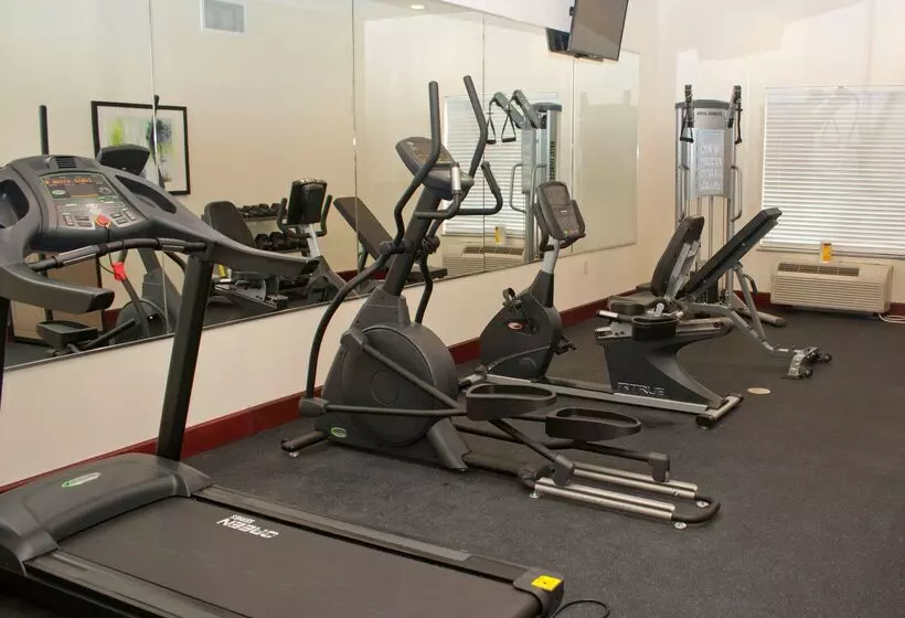 Отель Best Western Plus Pratt