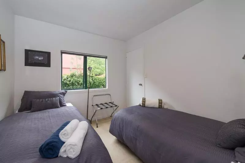 호텔 Diana's Place Lake Road Lodge