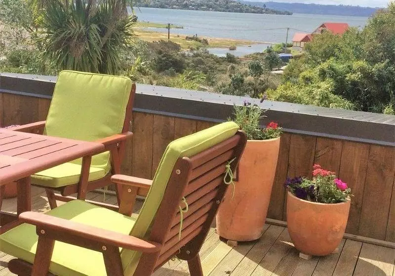 호텔 Diana's Place Lake Road Lodge