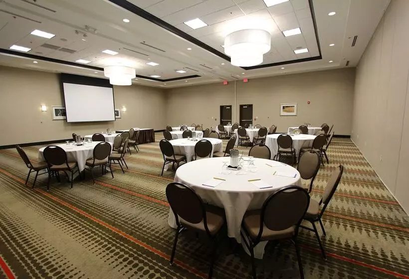 ホテル Hilton Garden Inn Findlay