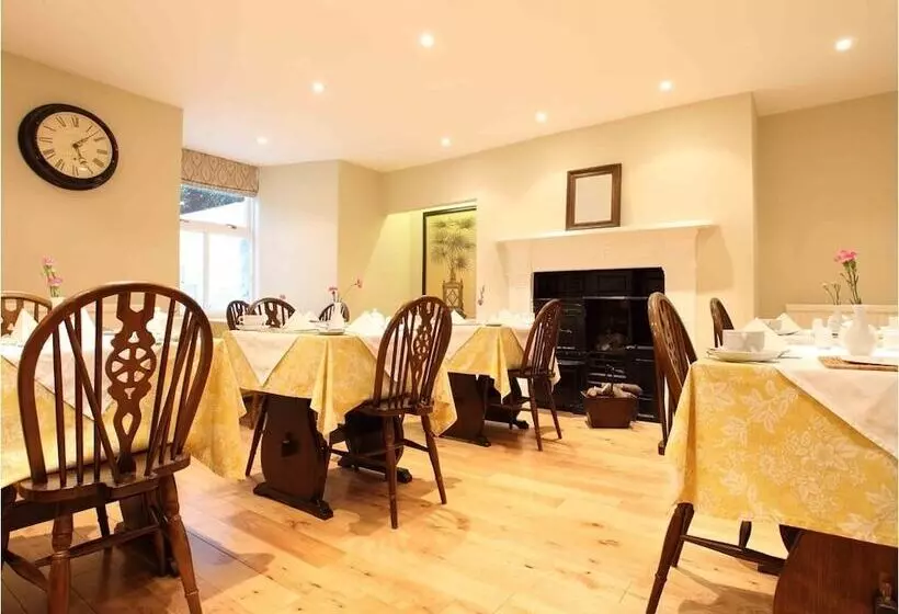 酒店 Holmwood House Guest Accommodation
