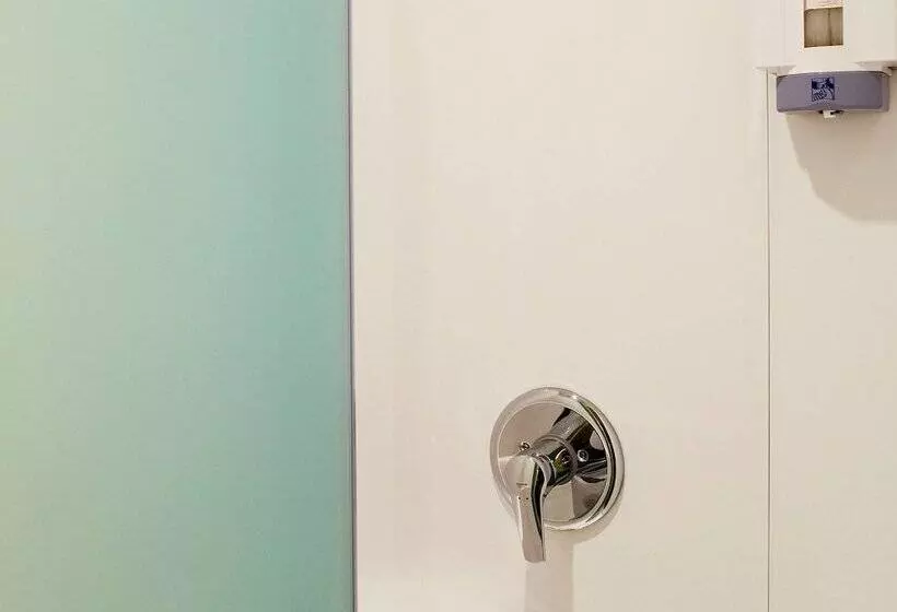 Отель Ibis Budget Birmingham Centre