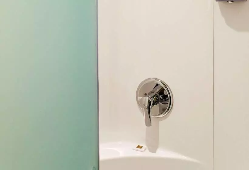 Отель Ibis Budget Birmingham Centre