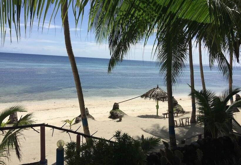 בית מלון כפרי La Petra Beach Resort