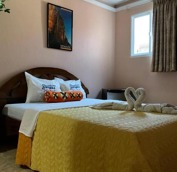 בית מלון כפרי Muevete Por Vargas