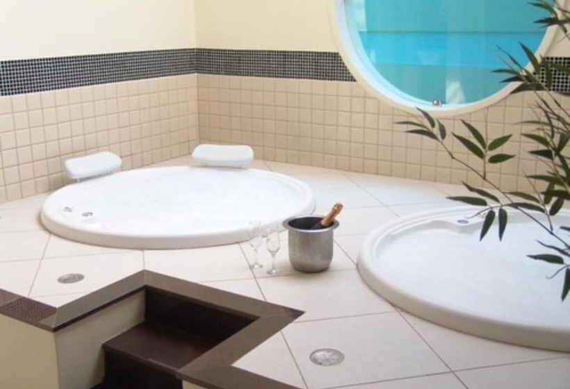 هتل Panorama Tower